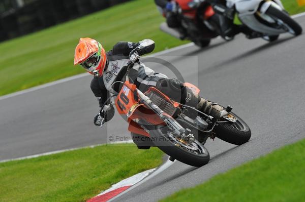 Motorcycle action photographs;Trackday digital images;cadwell;cadwell park photographs;event digital images;eventdigitalimages;motor racing louth lincolnshire;no limits trackday;peter wileman photography;trackday;trackday photos