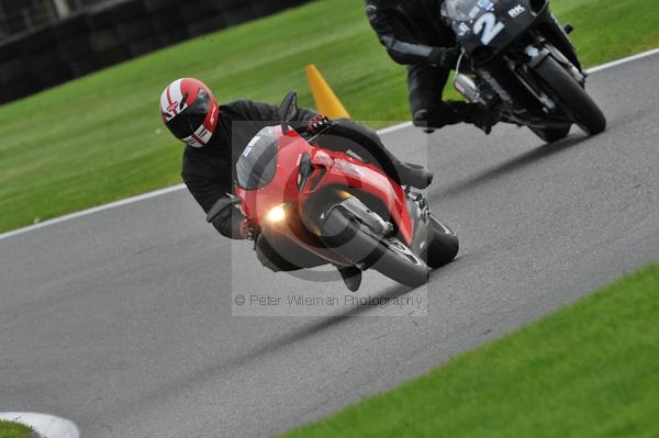 Motorcycle action photographs;Trackday digital images;cadwell;cadwell park photographs;event digital images;eventdigitalimages;motor racing louth lincolnshire;no limits trackday;peter wileman photography;trackday;trackday photos