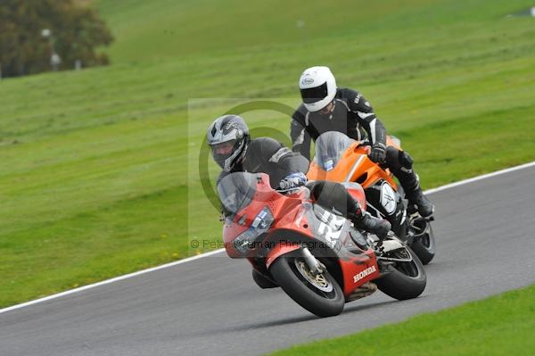 Motorcycle action photographs;Trackday digital images;cadwell;cadwell park photographs;event digital images;eventdigitalimages;motor racing louth lincolnshire;no limits trackday;peter wileman photography;trackday;trackday photos