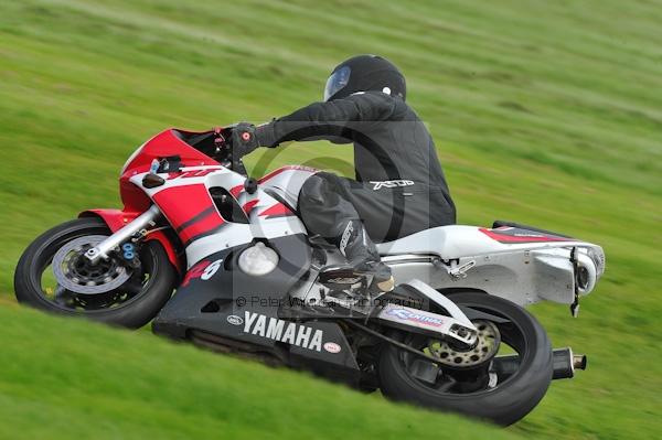 Motorcycle action photographs;Trackday digital images;cadwell;cadwell park photographs;event digital images;eventdigitalimages;motor racing louth lincolnshire;no limits trackday;peter wileman photography;trackday;trackday photos