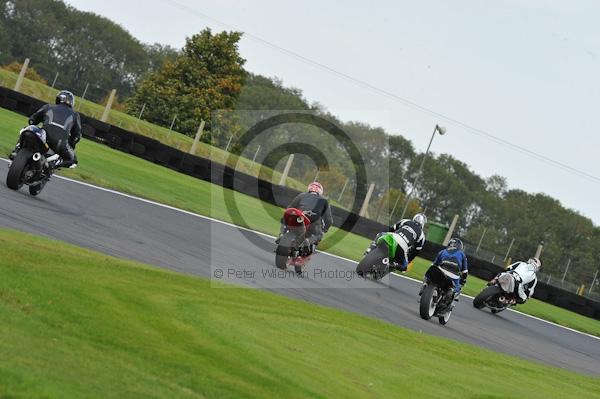 Motorcycle action photographs;Trackday digital images;cadwell;cadwell park photographs;event digital images;eventdigitalimages;motor racing louth lincolnshire;no limits trackday;peter wileman photography;trackday;trackday photos