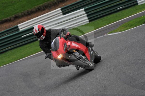 Motorcycle action photographs;Trackday digital images;cadwell;cadwell park photographs;event digital images;eventdigitalimages;motor racing louth lincolnshire;no limits trackday;peter wileman photography;trackday;trackday photos