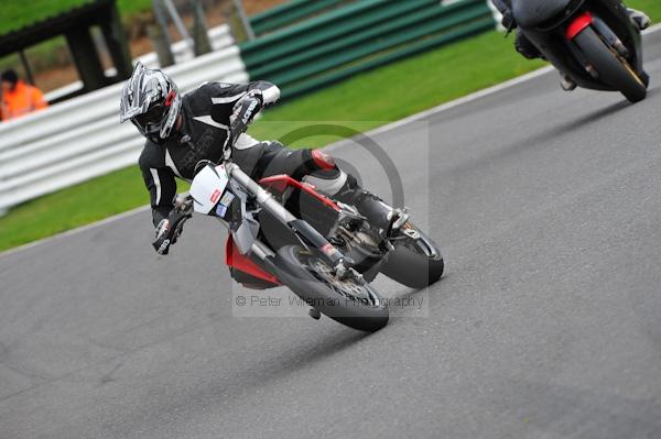 Motorcycle action photographs;Trackday digital images;cadwell;cadwell park photographs;event digital images;eventdigitalimages;motor racing louth lincolnshire;no limits trackday;peter wileman photography;trackday;trackday photos