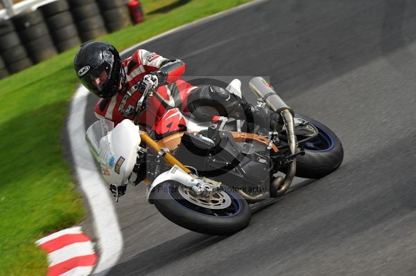 Motorcycle action photographs;Trackday digital images;cadwell;cadwell park photographs;event digital images;eventdigitalimages;motor racing louth lincolnshire;no limits trackday;peter wileman photography;trackday;trackday photos