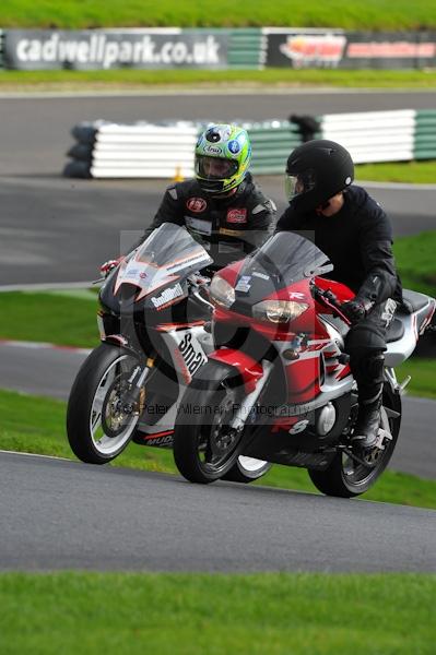 Motorcycle action photographs;Trackday digital images;cadwell;cadwell park photographs;event digital images;eventdigitalimages;motor racing louth lincolnshire;no limits trackday;peter wileman photography;trackday;trackday photos