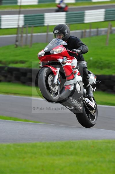 Motorcycle action photographs;Trackday digital images;cadwell;cadwell park photographs;event digital images;eventdigitalimages;motor racing louth lincolnshire;no limits trackday;peter wileman photography;trackday;trackday photos