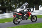 Motorcycle-action-photographs;Trackday-digital-images;cadwell;cadwell-park-photographs;event-digital-images;eventdigitalimages;motor-racing-louth-lincolnshire;no-limits-trackday;peter-wileman-photography;trackday;trackday-photos