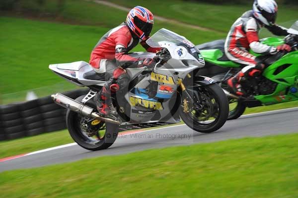 Motorcycle action photographs;Trackday digital images;cadwell;cadwell park photographs;event digital images;eventdigitalimages;motor racing louth lincolnshire;no limits trackday;peter wileman photography;trackday;trackday photos