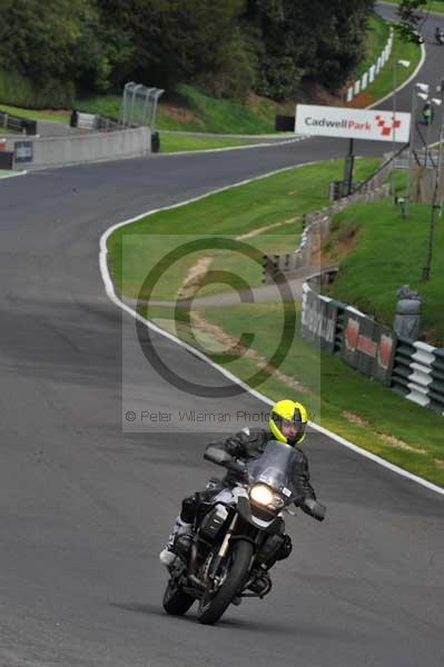 Motorcycle action photographs;Trackday digital images;cadwell;cadwell park photographs;event digital images;eventdigitalimages;motor racing louth lincolnshire;no limits trackday;peter wileman photography;trackday;trackday photos