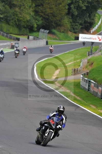 Motorcycle action photographs;Trackday digital images;cadwell;cadwell park photographs;event digital images;eventdigitalimages;motor racing louth lincolnshire;no limits trackday;peter wileman photography;trackday;trackday photos