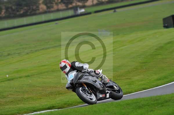 Motorcycle action photographs;Trackday digital images;cadwell;cadwell park photographs;event digital images;eventdigitalimages;motor racing louth lincolnshire;no limits trackday;peter wileman photography;trackday;trackday photos