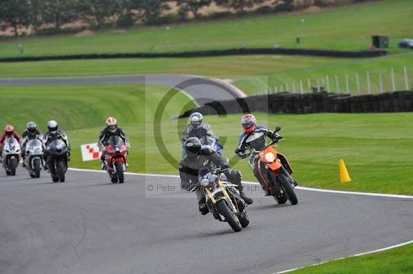 Motorcycle action photographs;Trackday digital images;cadwell;cadwell park photographs;event digital images;eventdigitalimages;motor racing louth lincolnshire;no limits trackday;peter wileman photography;trackday;trackday photos