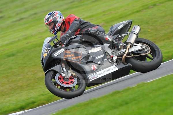 Motorcycle action photographs;Trackday digital images;cadwell;cadwell park photographs;event digital images;eventdigitalimages;motor racing louth lincolnshire;no limits trackday;peter wileman photography;trackday;trackday photos