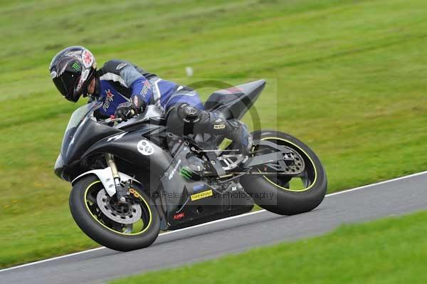 Motorcycle action photographs;Trackday digital images;cadwell;cadwell park photographs;event digital images;eventdigitalimages;motor racing louth lincolnshire;no limits trackday;peter wileman photography;trackday;trackday photos