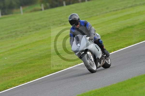 Motorcycle action photographs;Trackday digital images;cadwell;cadwell park photographs;event digital images;eventdigitalimages;motor racing louth lincolnshire;no limits trackday;peter wileman photography;trackday;trackday photos