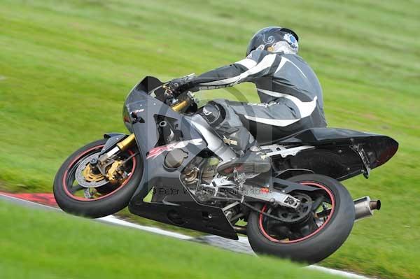 Motorcycle action photographs;Trackday digital images;cadwell;cadwell park photographs;event digital images;eventdigitalimages;motor racing louth lincolnshire;no limits trackday;peter wileman photography;trackday;trackday photos