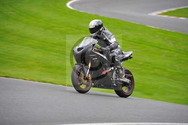 Motorcycle action photographs;Trackday digital images;cadwell;cadwell park photographs;event digital images;eventdigitalimages;motor racing louth lincolnshire;no limits trackday;peter wileman photography;trackday;trackday photos