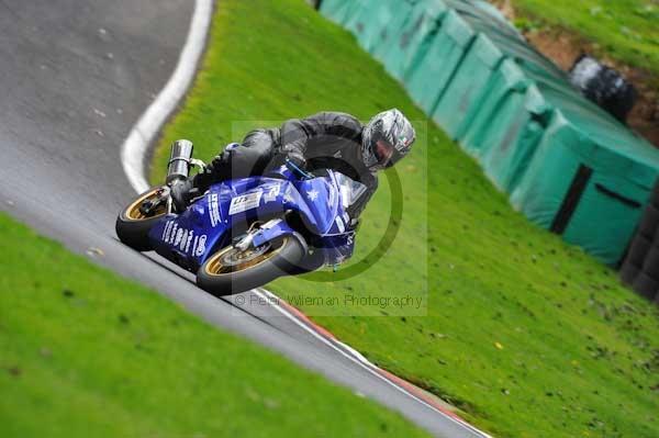 Motorcycle action photographs;Trackday digital images;cadwell;cadwell park photographs;event digital images;eventdigitalimages;motor racing louth lincolnshire;no limits trackday;peter wileman photography;trackday;trackday photos