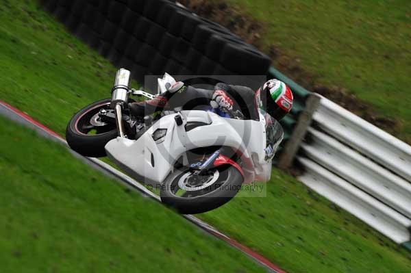 Motorcycle action photographs;Trackday digital images;cadwell;cadwell park photographs;event digital images;eventdigitalimages;motor racing louth lincolnshire;no limits trackday;peter wileman photography;trackday;trackday photos