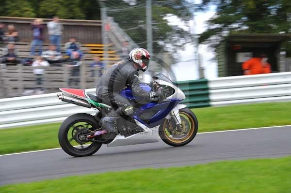 Motorcycle action photographs;Trackday digital images;cadwell;cadwell park photographs;event digital images;eventdigitalimages;motor racing louth lincolnshire;no limits trackday;peter wileman photography;trackday;trackday photos