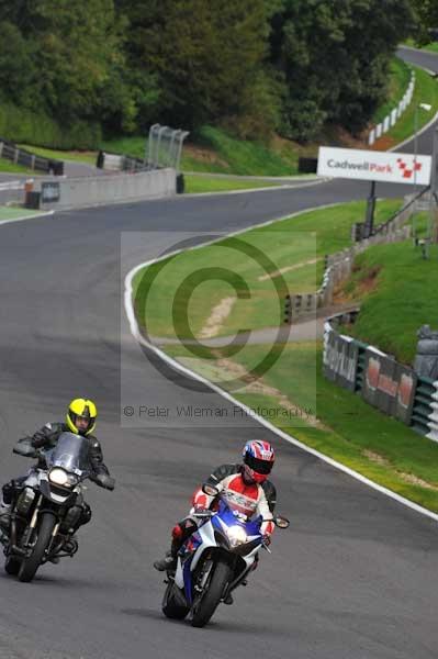 Motorcycle action photographs;Trackday digital images;cadwell;cadwell park photographs;event digital images;eventdigitalimages;motor racing louth lincolnshire;no limits trackday;peter wileman photography;trackday;trackday photos