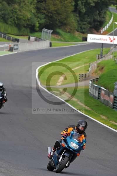 Motorcycle action photographs;Trackday digital images;cadwell;cadwell park photographs;event digital images;eventdigitalimages;motor racing louth lincolnshire;no limits trackday;peter wileman photography;trackday;trackday photos