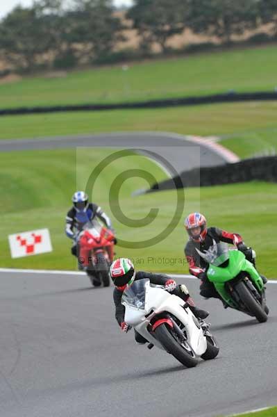 Motorcycle action photographs;Trackday digital images;cadwell;cadwell park photographs;event digital images;eventdigitalimages;motor racing louth lincolnshire;no limits trackday;peter wileman photography;trackday;trackday photos