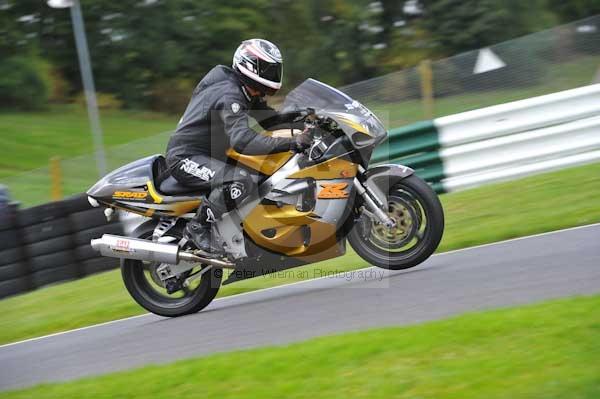 Motorcycle action photographs;Trackday digital images;cadwell;cadwell park photographs;event digital images;eventdigitalimages;motor racing louth lincolnshire;no limits trackday;peter wileman photography;trackday;trackday photos