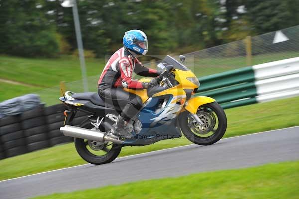 Motorcycle action photographs;Trackday digital images;cadwell;cadwell park photographs;event digital images;eventdigitalimages;motor racing louth lincolnshire;no limits trackday;peter wileman photography;trackday;trackday photos