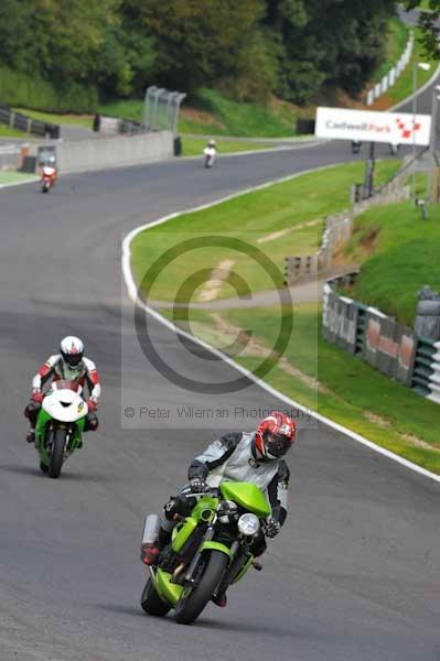 Motorcycle action photographs;Trackday digital images;cadwell;cadwell park photographs;event digital images;eventdigitalimages;motor racing louth lincolnshire;no limits trackday;peter wileman photography;trackday;trackday photos