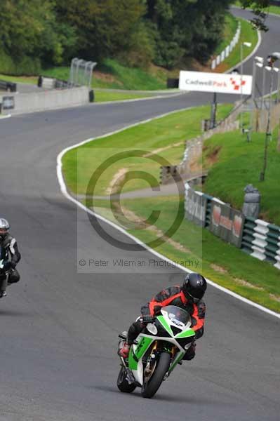 Motorcycle action photographs;Trackday digital images;cadwell;cadwell park photographs;event digital images;eventdigitalimages;motor racing louth lincolnshire;no limits trackday;peter wileman photography;trackday;trackday photos