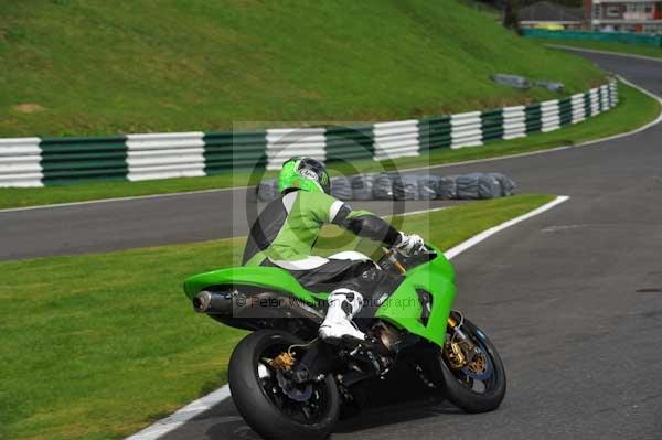 Motorcycle action photographs;Trackday digital images;cadwell;cadwell park photographs;event digital images;eventdigitalimages;motor racing louth lincolnshire;no limits trackday;peter wileman photography;trackday;trackday photos