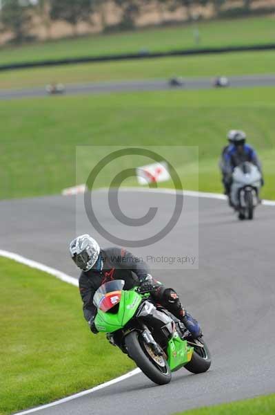 Motorcycle action photographs;Trackday digital images;cadwell;cadwell park photographs;event digital images;eventdigitalimages;motor racing louth lincolnshire;no limits trackday;peter wileman photography;trackday;trackday photos