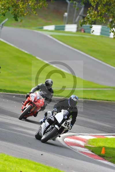 Motorcycle action photographs;Trackday digital images;cadwell;cadwell park photographs;event digital images;eventdigitalimages;motor racing louth lincolnshire;no limits trackday;peter wileman photography;trackday;trackday photos