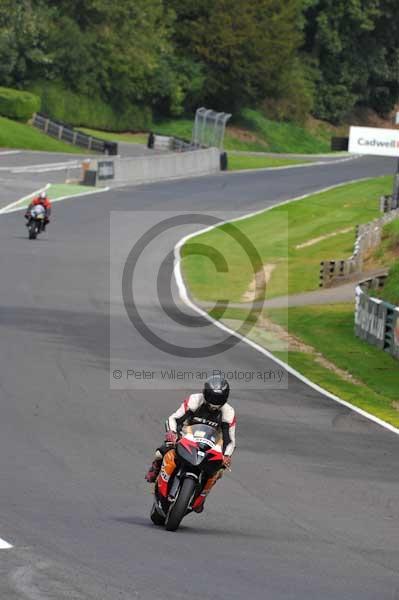 Motorcycle action photographs;Trackday digital images;cadwell;cadwell park photographs;event digital images;eventdigitalimages;motor racing louth lincolnshire;no limits trackday;peter wileman photography;trackday;trackday photos