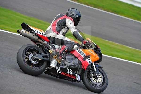 Motorcycle action photographs;Trackday digital images;cadwell;cadwell park photographs;event digital images;eventdigitalimages;motor racing louth lincolnshire;no limits trackday;peter wileman photography;trackday;trackday photos