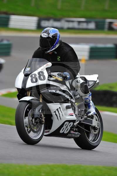 Motorcycle action photographs;Trackday digital images;cadwell;cadwell park photographs;event digital images;eventdigitalimages;motor racing louth lincolnshire;no limits trackday;peter wileman photography;trackday;trackday photos