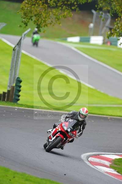 Motorcycle action photographs;Trackday digital images;cadwell;cadwell park photographs;event digital images;eventdigitalimages;motor racing louth lincolnshire;no limits trackday;peter wileman photography;trackday;trackday photos