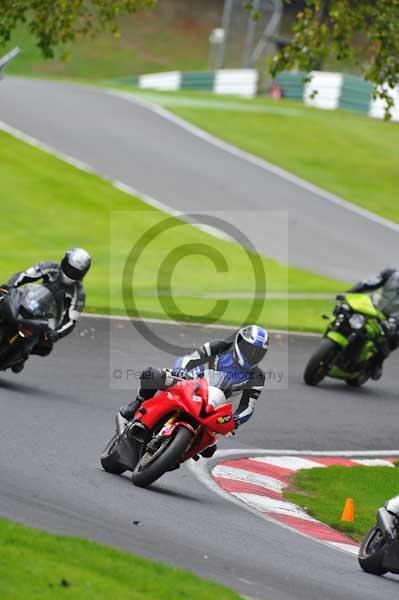 Motorcycle action photographs;Trackday digital images;cadwell;cadwell park photographs;event digital images;eventdigitalimages;motor racing louth lincolnshire;no limits trackday;peter wileman photography;trackday;trackday photos