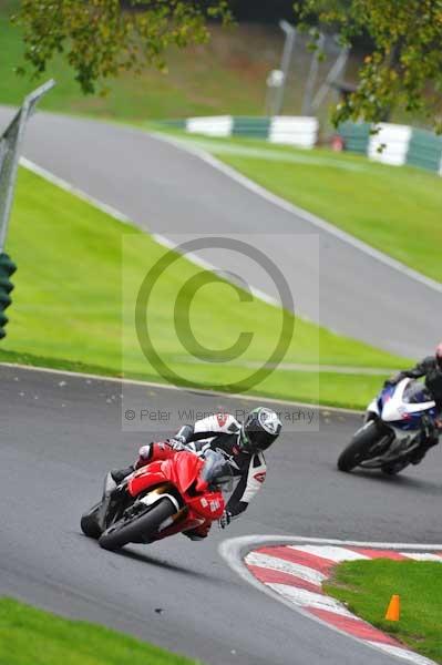 Motorcycle action photographs;Trackday digital images;cadwell;cadwell park photographs;event digital images;eventdigitalimages;motor racing louth lincolnshire;no limits trackday;peter wileman photography;trackday;trackday photos