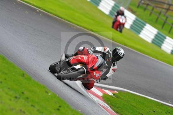 Motorcycle action photographs;Trackday digital images;cadwell;cadwell park photographs;event digital images;eventdigitalimages;motor racing louth lincolnshire;no limits trackday;peter wileman photography;trackday;trackday photos