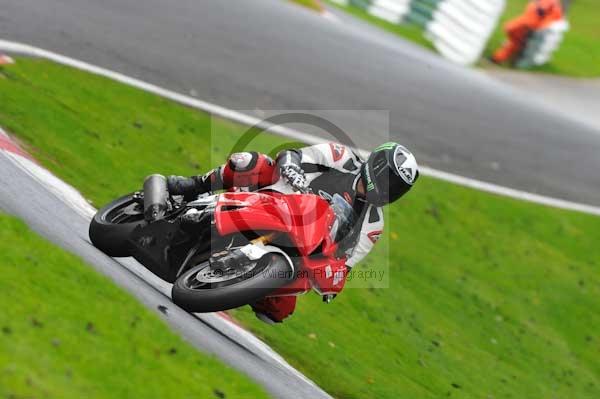 Motorcycle action photographs;Trackday digital images;cadwell;cadwell park photographs;event digital images;eventdigitalimages;motor racing louth lincolnshire;no limits trackday;peter wileman photography;trackday;trackday photos