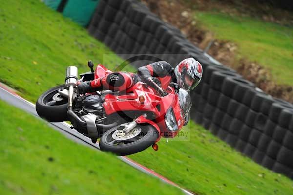 Motorcycle action photographs;Trackday digital images;cadwell;cadwell park photographs;event digital images;eventdigitalimages;motor racing louth lincolnshire;no limits trackday;peter wileman photography;trackday;trackday photos