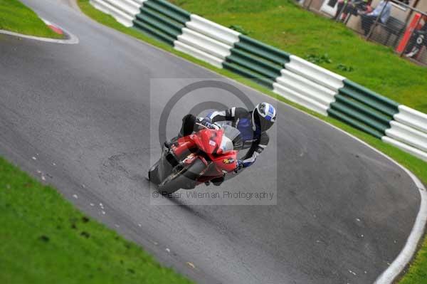 Motorcycle action photographs;Trackday digital images;cadwell;cadwell park photographs;event digital images;eventdigitalimages;motor racing louth lincolnshire;no limits trackday;peter wileman photography;trackday;trackday photos