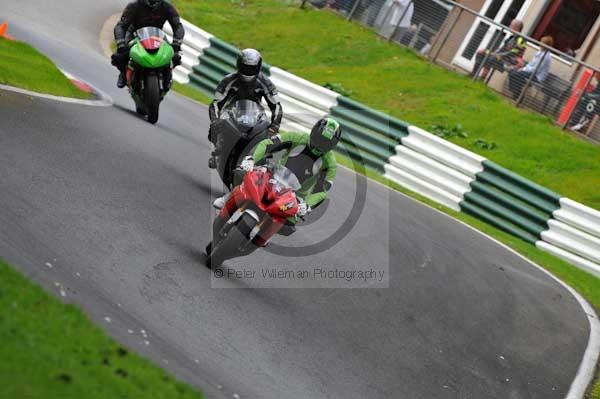 Motorcycle action photographs;Trackday digital images;cadwell;cadwell park photographs;event digital images;eventdigitalimages;motor racing louth lincolnshire;no limits trackday;peter wileman photography;trackday;trackday photos