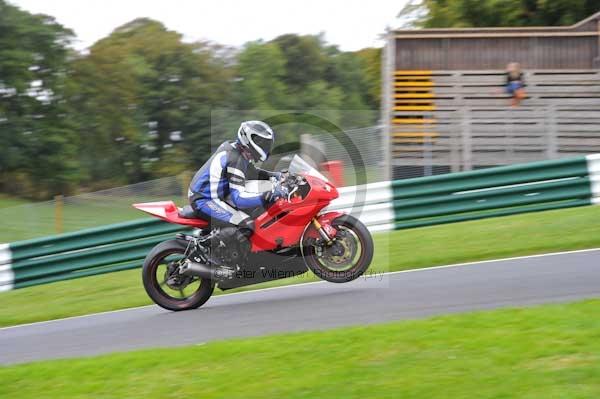 Motorcycle action photographs;Trackday digital images;cadwell;cadwell park photographs;event digital images;eventdigitalimages;motor racing louth lincolnshire;no limits trackday;peter wileman photography;trackday;trackday photos