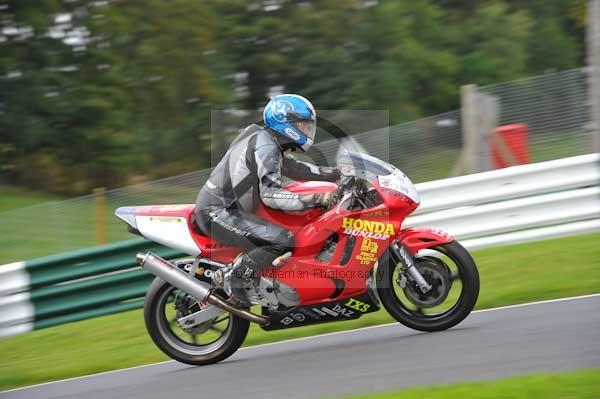 Motorcycle action photographs;Trackday digital images;cadwell;cadwell park photographs;event digital images;eventdigitalimages;motor racing louth lincolnshire;no limits trackday;peter wileman photography;trackday;trackday photos