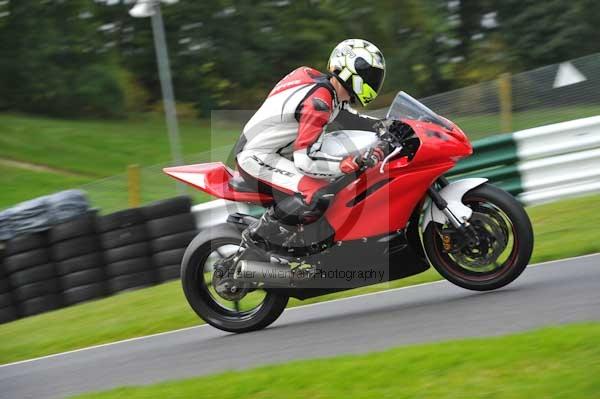 Motorcycle action photographs;Trackday digital images;cadwell;cadwell park photographs;event digital images;eventdigitalimages;motor racing louth lincolnshire;no limits trackday;peter wileman photography;trackday;trackday photos