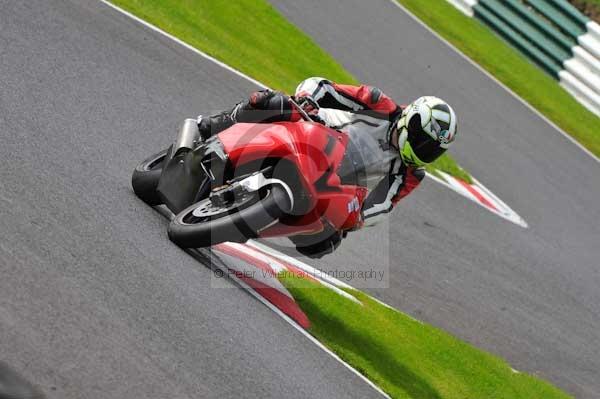 Motorcycle action photographs;Trackday digital images;cadwell;cadwell park photographs;event digital images;eventdigitalimages;motor racing louth lincolnshire;no limits trackday;peter wileman photography;trackday;trackday photos