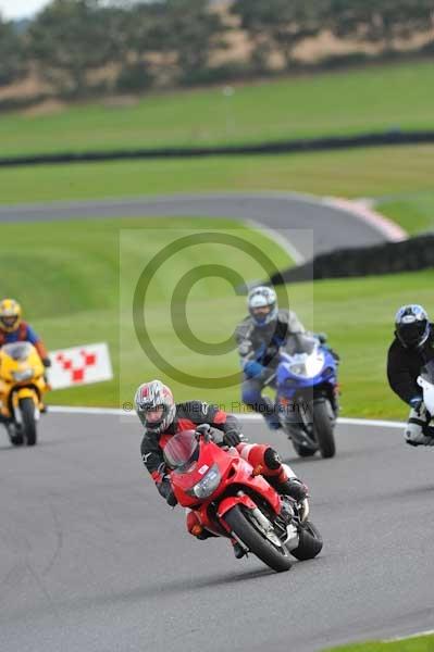 Motorcycle action photographs;Trackday digital images;cadwell;cadwell park photographs;event digital images;eventdigitalimages;motor racing louth lincolnshire;no limits trackday;peter wileman photography;trackday;trackday photos